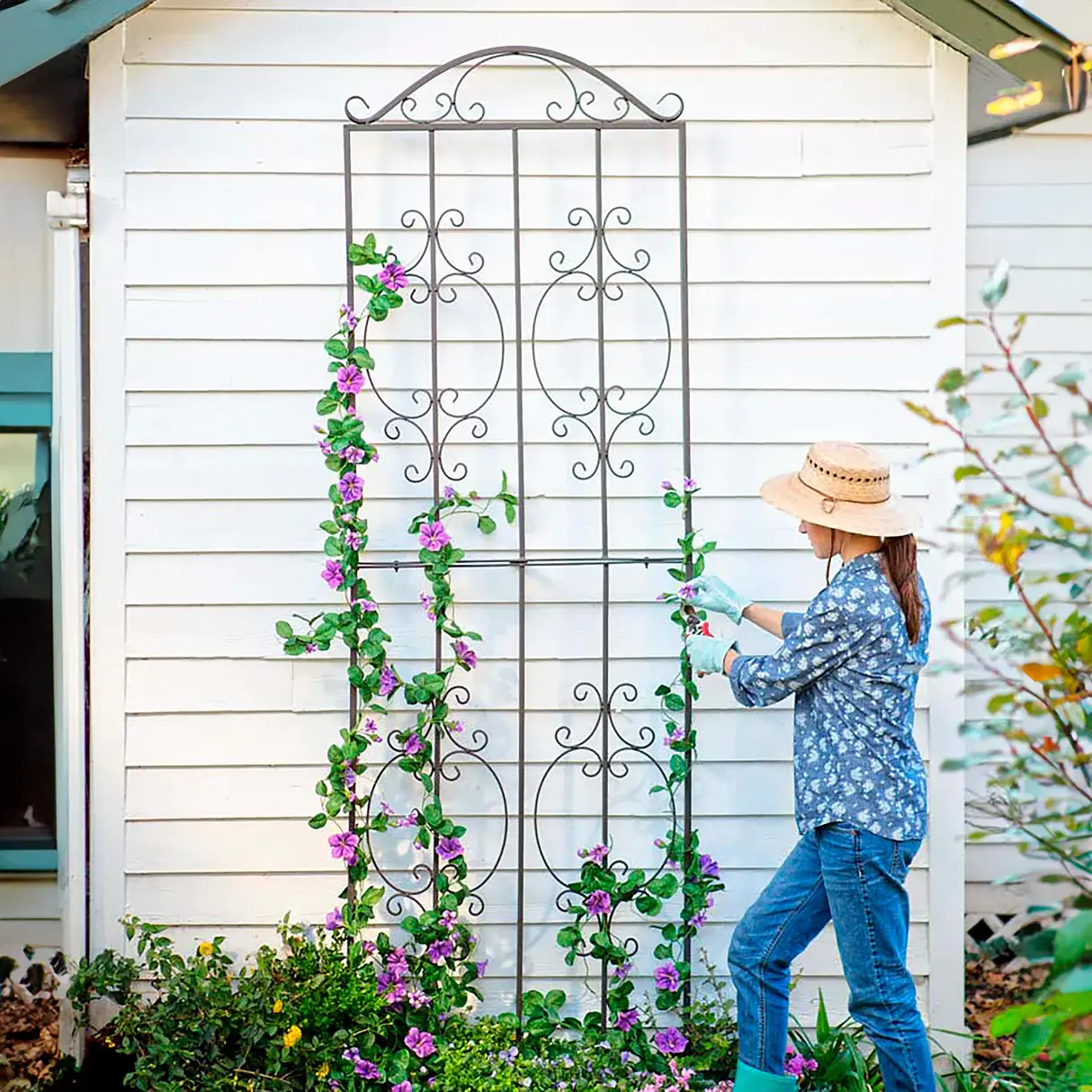 Montebello Metal Tall Garden Trellis